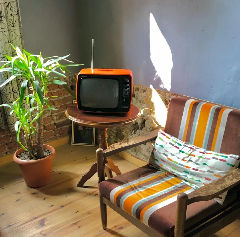The Garage Tinkerers Who Accidentally Built America's Laziest Throne