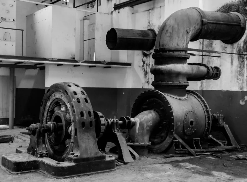 How Steam Engines Accidentally Gave America the Lunch Hour